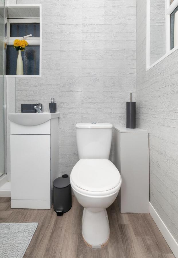 Central Roof Terrace Apartment สต็อกทอน-ออน-ทีส์ ภายนอก รูปภาพ