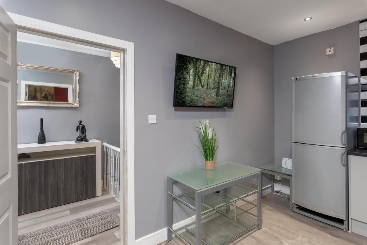Central Roof Terrace Apartment สต็อกทอน-ออน-ทีส์ ภายนอก รูปภาพ