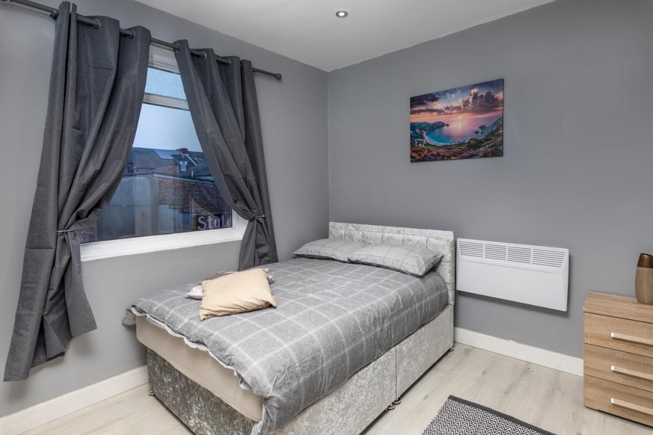 Central Roof Terrace Apartment สต็อกทอน-ออน-ทีส์ ภายนอก รูปภาพ