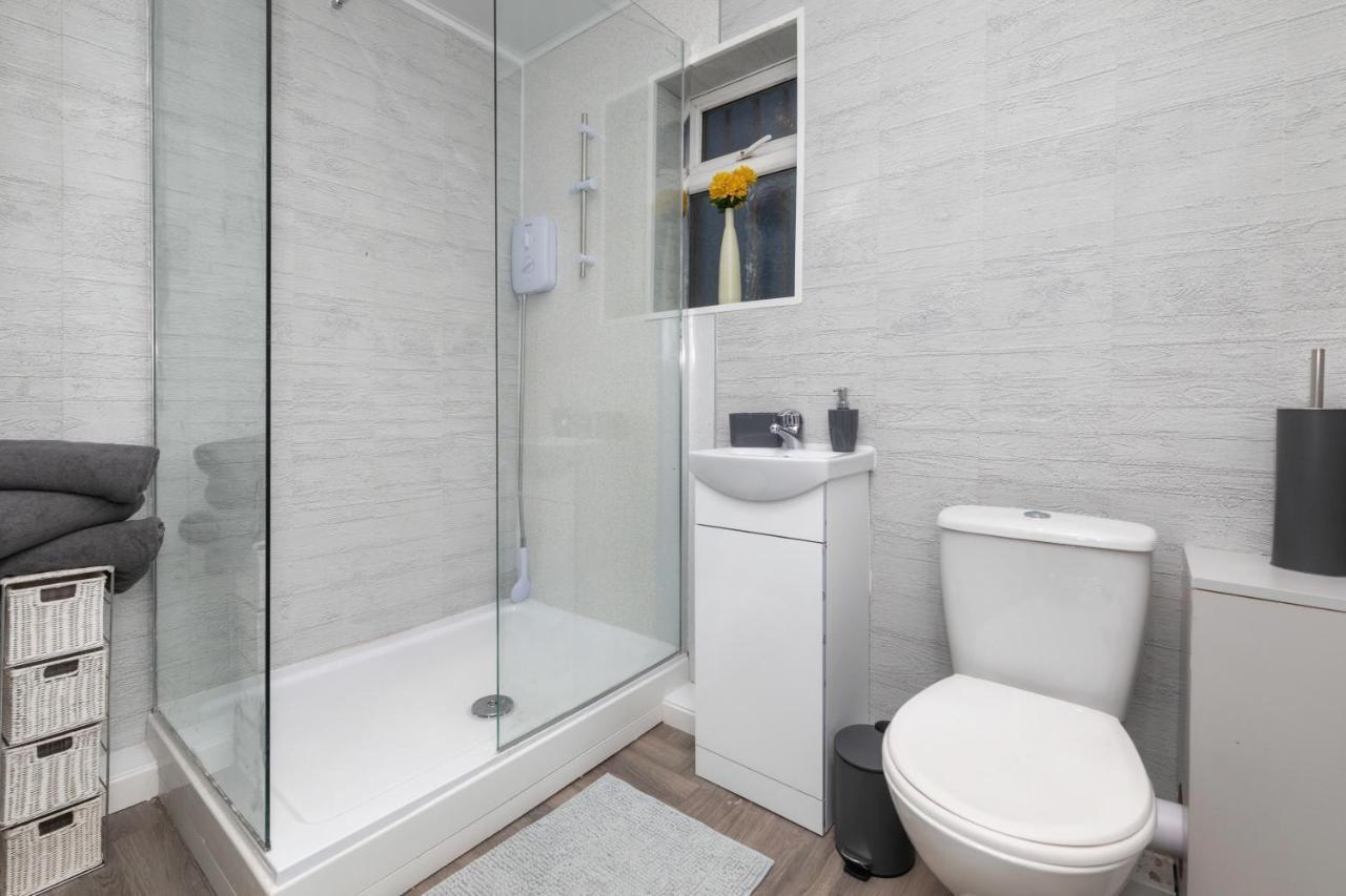Central Roof Terrace Apartment สต็อกทอน-ออน-ทีส์ ภายนอก รูปภาพ