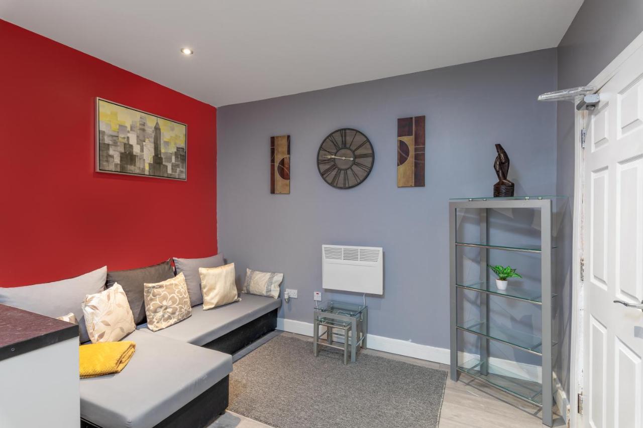 Central Roof Terrace Apartment สต็อกทอน-ออน-ทีส์ ภายนอก รูปภาพ
